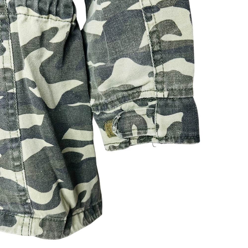 Forever 21 Green Army Camouflage Jacket Long Sleeve Full Zip‎ Size M - Picture 6 of 11